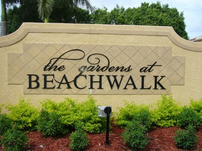 1296758380gardens_beachwalk_001